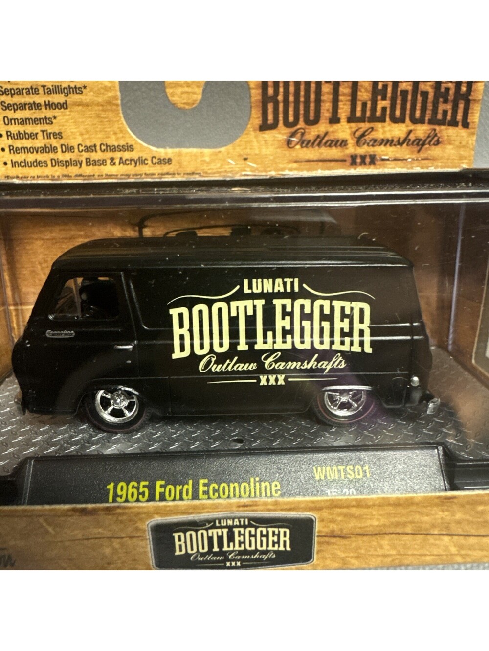 M2 Machines Bootlegger 1965 Ford Econoline Van 1:65 Lunati Outlaw Camshafts XXX